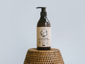 비건인증 획득한 도그네이처 보타니카 펫샴푸 제품 [사진=네이처독]