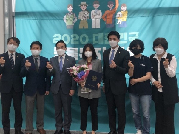 사진 동물권행동카라