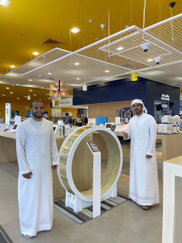 Sharaf DG에서 판매되는 리틀캣사의 ‘24k 도금 캣 휠’. 사진 KORTA