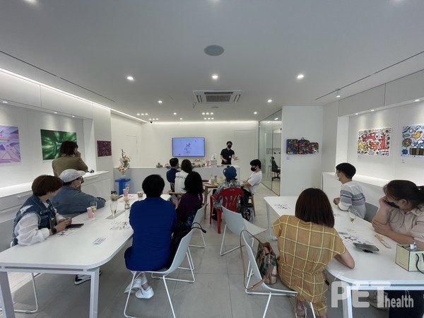 페타플렉스(Petaflex) 전시 행사 전경. 사진 로다컴퍼니