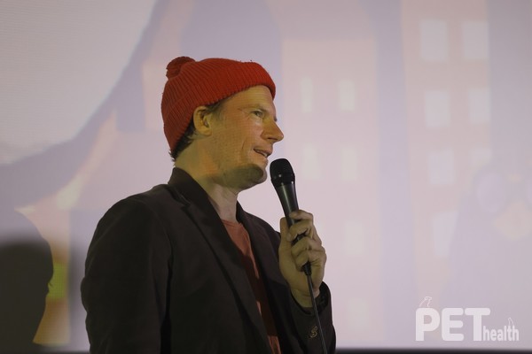 개막작 ‘에브리띵 윌 체인지’의 마튼페지엘 감독. 사진 동물권행동 카라