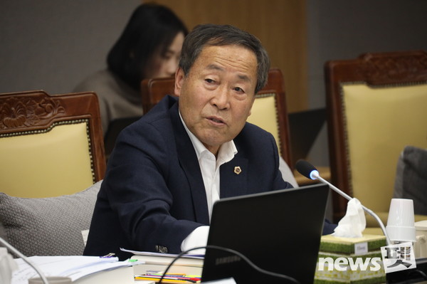 박명원 도의원. 사진 경기도의회