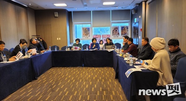 23일 동물권행동 카라는 서울 마포구 롯데시티호텔 마포에서 ‘한국형 루시법 설명회’를 개최했다. ⓒ뉴스펫