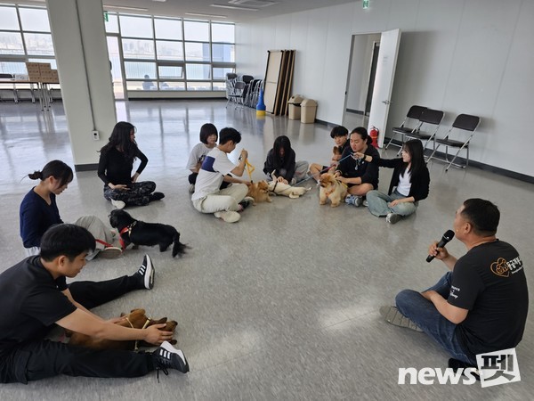 사진 둥글개봉사단