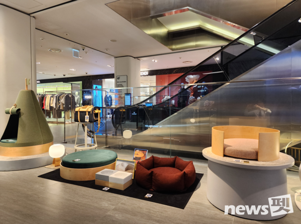 베르그앤릿지의 갤러리아 명품관 WEST 팝업 매장. 사진 베르그앤릿지